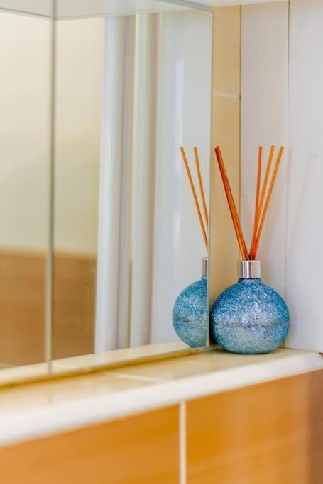 Apartment 2br Corvin Terrace W Ac By Nw *